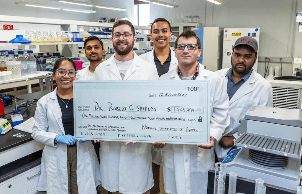 The team that will be leading the research includes (from left) Ana Karen Solano Morales, master’s student in biology; Sangam Chudal, biotechnology major; Dr. Robert Shields, principal investigator; Emanuel Cazano, biological sciences major, pre-professional program; Shawn King, lab manager; and Bikash Kumar Dwivedi, doctoral student in molecular biosciences. Image courtesy of Arkansas State University.
